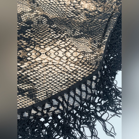🚨Coco Bianca Animal Print Snack Print Poncho Shawl Wrap - Picture 6 of 8